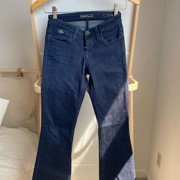 Guess - Nicole Flare Jeans - Picture 2 of 6
